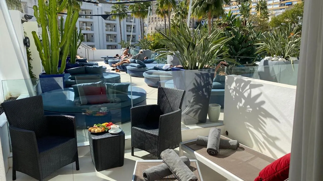 טורמולינוס Essence Hotel Boutique