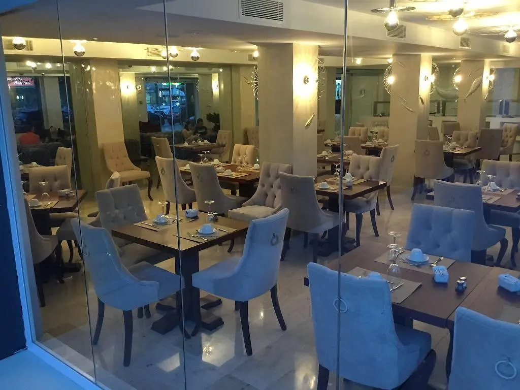 Essence Hotel Boutique Torremolinos 4*,